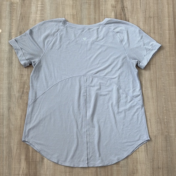 Lululemon Open Up Tie Back Tee - Picture 6 of 7